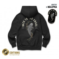 diskretne-logo-4anglersdesign-na-hrudi-rybarskej-mikiny