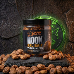 detail-velkych-xxl-tigrich-orechov-v-pálivom-mango-naleve